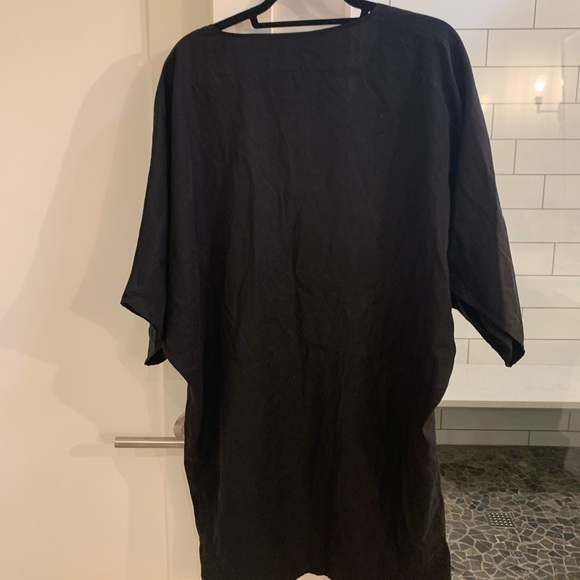 Hackwith Design House V Neck Dress - Picture 4 of 5